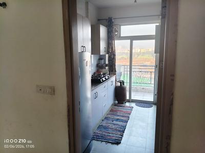Kitchen Image of 1943 Sq.ft 3 BHK Apartment / Flat for rent in DLF Express Greens, Manesar Gurgaon for Rs. 30000