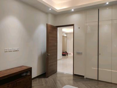 Bedroom Image of 2385 Sq.ft 4 BHK Apartment / Flat for sale in Wave Veridia, Wave City Ghaziabad for Rs. 28500000