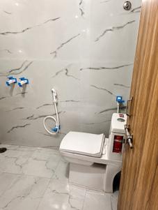 Bathroom Image of Yuvraj Residency Girls Hostel in Uattardhona, Lucknow