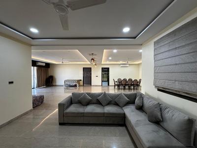 4 BHK Flat