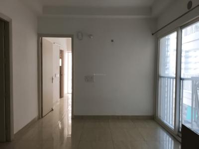 Living Room Image of 1075 Sq.ft 2 BHK Apartment / Flat for rent in Gaur City 7th Avenue, Noida Extension Greater Noida for Rs. 24600