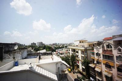 Balcony Image of 1620 Sq.ft 3 BHK Apartment / Flat for sale in Paldi Ahmedabad for Rs. 9500000