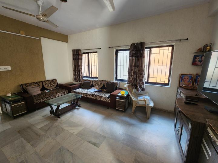 Vasna akta f Main Image 1