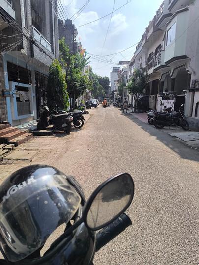 Vinay Khand 2, Gomti Nagar Main Image 1