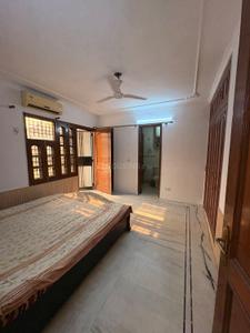 Bedroom Image of 1575 Sq.ft 3 BHK Builder Floor for rent in Kalkaji New Delhi for Rs. 80000