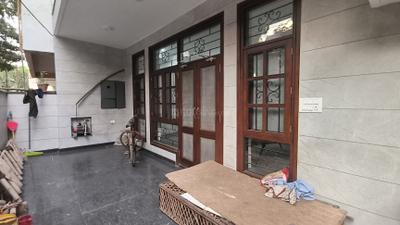Main Entrance Image of 6000 Sq.ft 5 BHK Independent House for sale in Sector 41 Noida for Rs. 70000000