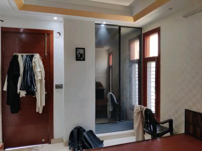 Bedroom Image of 1300 Sq.ft 3 BHK Builder Floor for sale in Indirapuram Ghaziabad for Rs. 12500000