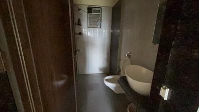 Image of 900 Sq.ft 2 BHK Apartment / Flat for rent in Kasarvadavali, Thane for Rs. 28000