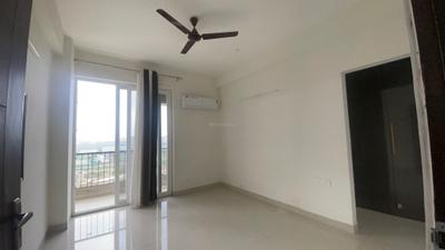Bedroom Image of 1460 Sq.ft 3 BHK Apartment / Flat for rent in Uptown Skylla, PR7 Airport Road Zirakpur for Rs. 34000