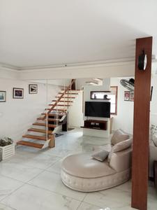 5 BHK Flat