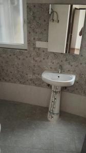 Bathroom Image of 1350 Sq.ft 3 BHK Apartment / Flat for rent in Rise Organic Homes Phase 1, Mahurali Ghaziabad for Rs. 23000