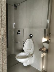 Common Bathroom Image of 850 Sq.ft 2 BHK Apartment / Flat for sale in Gurukrupa Marina Enclave Wings Q And R With Kindergarten Phase IV, Malad West Mumbai for Rs. 16200000