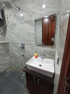 Bathroom Image of 450 Sq.ft 1 RK Builder Floor for rent in Aez Aloha, Sector 57 Gurgaon for Rs. 24000