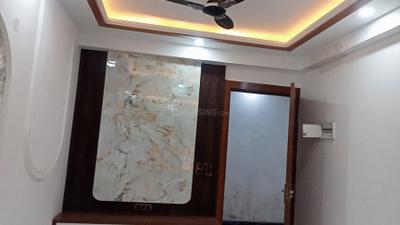 Living Room Image of 1050 Sq.ft 2 BHK Apartment / Flat for sale in Sector 73 Noida for Rs. 3800000