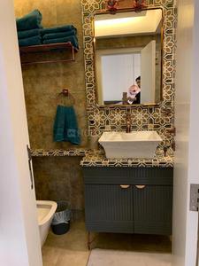 Bathroom Image of 1150 Sq.ft 2 BHK Apartment / Flat for sale in Land Breeze, Bandra West Mumbai for Rs. 42500000