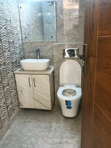 Common Bathroom Image of 2000 Sq.ft 3 BHK Builder Floor for sale in Palam Vihar Gurgaon for Rs. 22000000