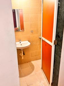 Bathroom Image of FeelHome in Dahisar East, Mumbai