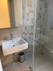 Image of 2100 Sq.ft 3 BHK Apartment / Flat for rent in Raja Annamalai Puram, Chennai for Rs. 170000