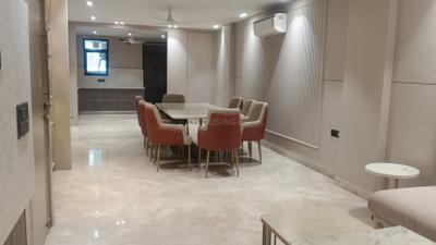 Living Room Image of 3006 Sq.ft 4 BHK Builder Floor for sale in Anand Vihar New Delhi for Rs. 64000000