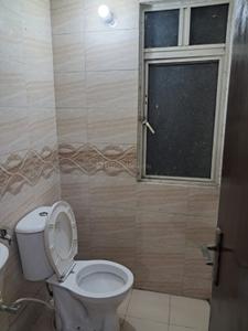 Bathroom Image of 1000 Sq.ft 2 BHK Apartment / Flat for rent in Vasu Fortune Residency, Raj Nagar Extension Ghaziabad for Rs. 16000