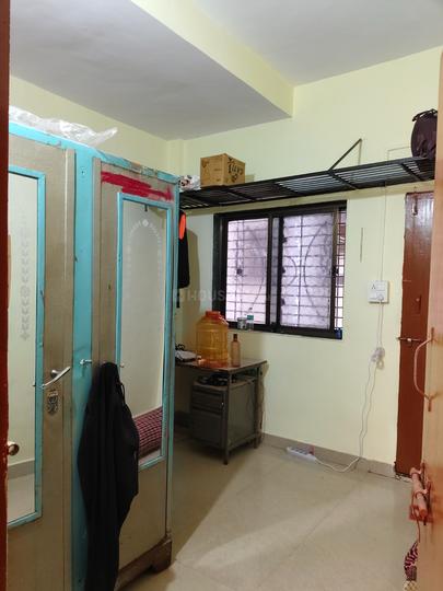 Pradhikaran, Nigdi Bedroom 1