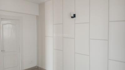 Bedroom Image of 1000 Sq.ft 2 BHK Apartment / Flat for sale in Amrapali Empire, Crossings Republik Ghaziabad for Rs. 7300000
