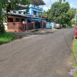 Image of 1650 Sq.ft 4 BHK Independent House for sale in Nellikunnu, Thrissur for Rs. 6500000