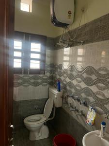 Bathroom Image of 1450 Sq.ft 2 BHK Builder Floor for rent in Sector 77 Mohali for Rs. 26000