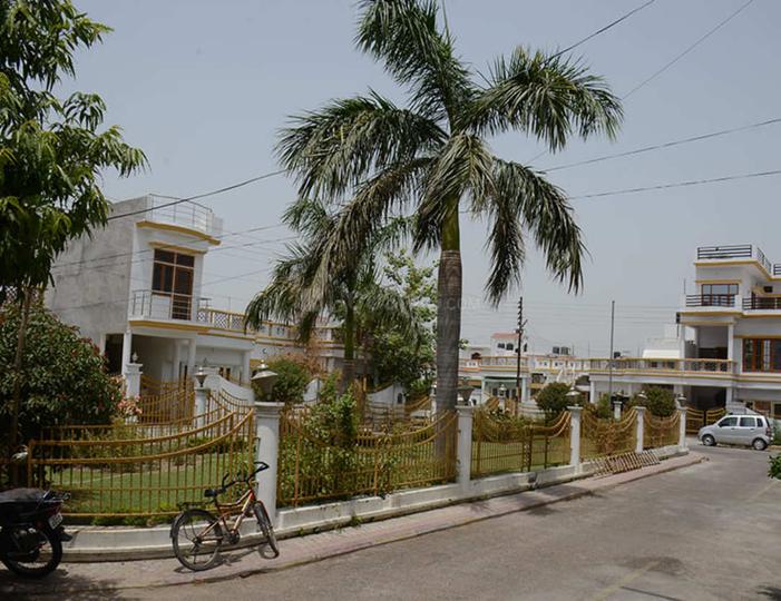 Awas vikas vrindaan yojna sector 8 C raiberi road Main Image 1