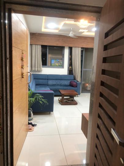 Shri Parshva Spg Evans Main Image 1