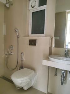 Common Bathroom Image of 615 Sq.ft 2 BHK Apartment / Flat for rent in L And T Rejuve 360 Tower A, Mulund West Mumbai for Rs. 55000