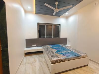 Bedroom Image of 900 Sq.ft 2 BHK Apartment / Flat for sale in Maninagar Ahmedabad for Rs. 4300000