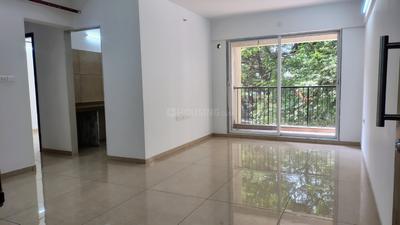 Living Room Image of 1020 Sq.ft 2 BHK Apartment / Flat for sale in Dosti Greenscapes Phase 3, Hadapsar Pune for Rs. 9800000