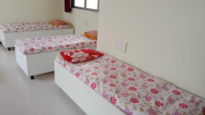 Bedroom Image of Divya Sonawane in Airoli, Navi Mumbai