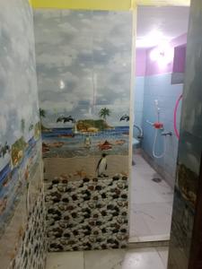 Image of 400 Sq.ft 1 BHK Independent House for rent in Airport Gate no. 1, Kolkata for Rs. 11500