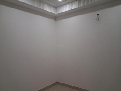 Bedroom Image of 1250 Sq.ft 3 BHK Apartment / Flat for sale in JMD Siddhi Vinayak, Sector 73 Noida for Rs. 6500098