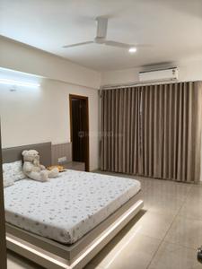Bedroom Image of 2592 Sq.ft 3 BHK Apartment / Flat for rent in Arjun Spacia, Science City Ahmedabad for Rs. 50000
