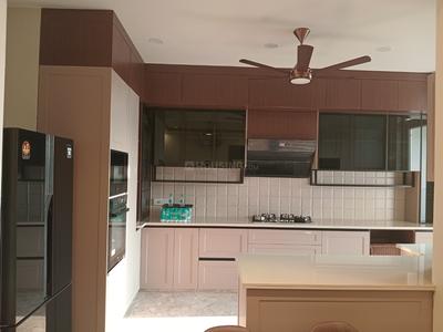 Kitchen Image of 2350 Sq.ft 4.5 BHK Builder Floor for sale in Central Park Clover Floors, Sector 33 Sohna for Rs. 40000000