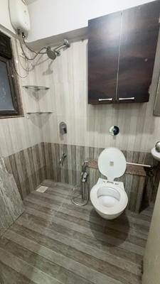 Image of 950 Sq.ft 3 BHK Apartment / Flat for rent in Raja Saptaratna Towers, Malad West, Mumbai for Rs. 85000