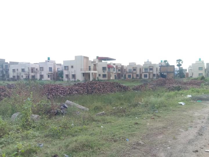 New Town Main Image 1