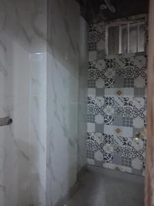 Common Bathroom Image of 1500 Sq.ft 3 BHK Apartment / Flat for sale in Networth Pride 2 by Networth Realty, Sector 73 Noida for Rs. 5200000