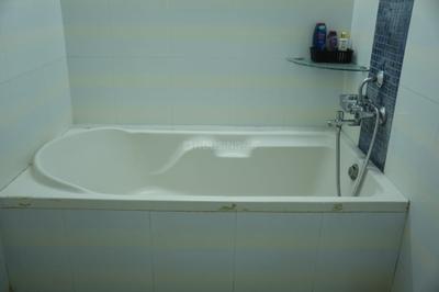 Bathroom Image of 1845 Sq.ft 4 BHK Penthouse for sale in Shyamal Ahmedabad for Rs. 28000000