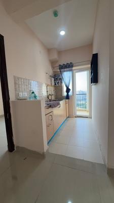 Kitchen Image of 585 Sq.ft 1 BHK Apartment / Flat for rent in Amrapali Dream Valley 2, Noida Extension Greater Noida for Rs. 16000