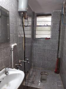 Bathroom Image of 1500 Sq.ft 3 BHK Independent House for rent in Ashok Nagar Pune for Rs. 70000