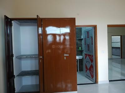 Bedroom Image of 1600 Sq.ft 3 BHK Builder Floor for rent in Gokulpura Jaipur for Rs. 15000