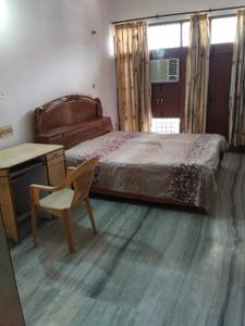 Bedroom Image of 888 Sq.ft 1 BHK Builder Floor for rent in Sector 10 Panchkula for Rs. 15000