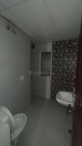 Bathroom Image of 1384 Sq.ft 3 BHK Apartment / Flat for rent in JM Aroma, Sector 75 Noida for Rs. 34000