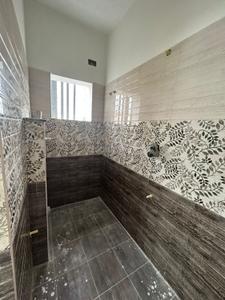 Bathroom Image of 1235 Sq.ft 3 BHK Apartment / Flat for sale in Kodambakkam Chennai for Rs. 17900000