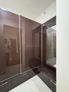 Bedroom Image of 3300 Sq.ft 3 BHK Apartment / Flat for rent in Parx Laureate, Sector 108 Noida for Rs. 90000