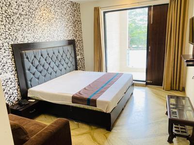 Bedroom Image of Urbanroomz in Sector 46, Gurgaon